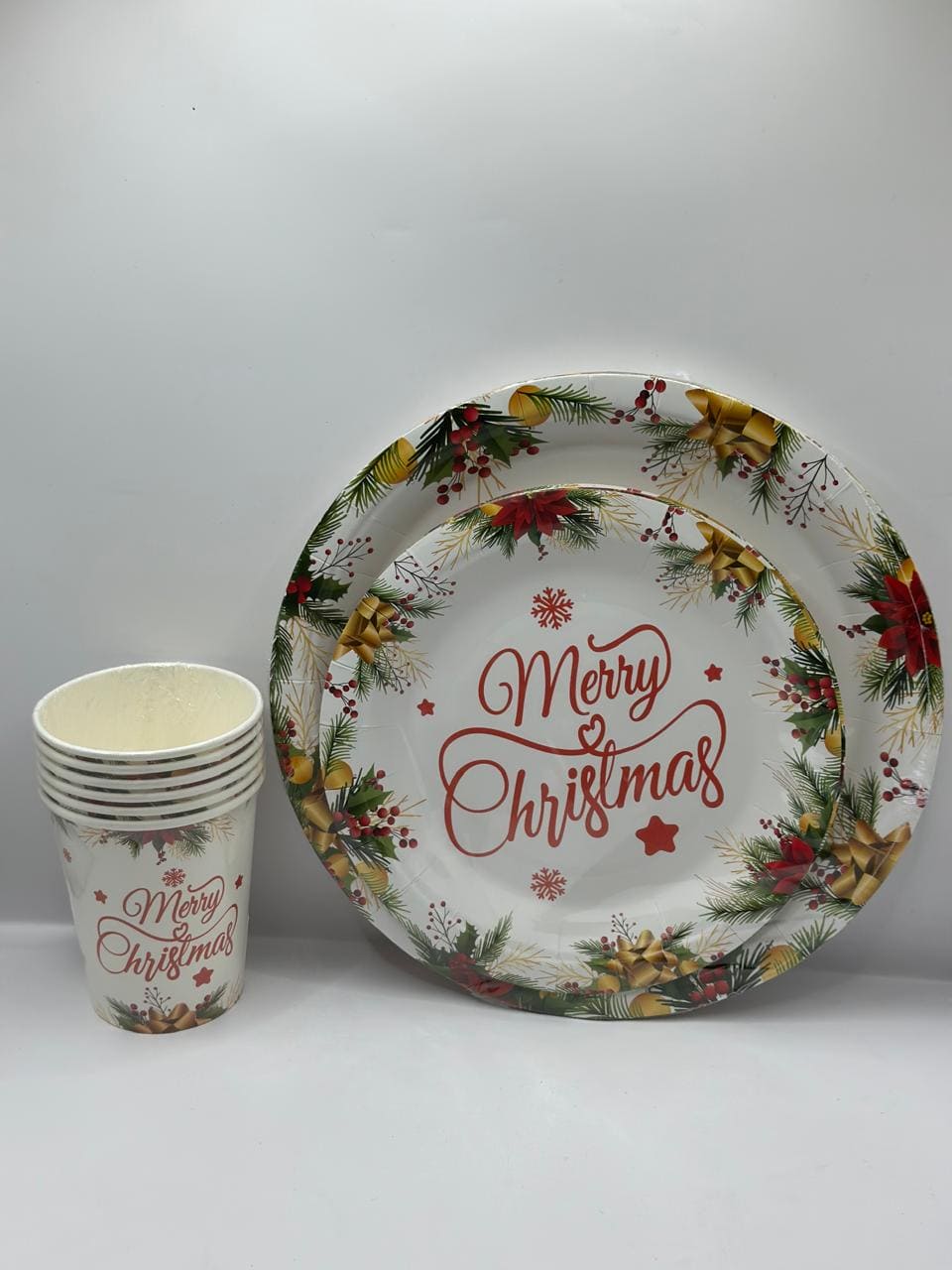 Merry Christmas Set - Plates & Cups